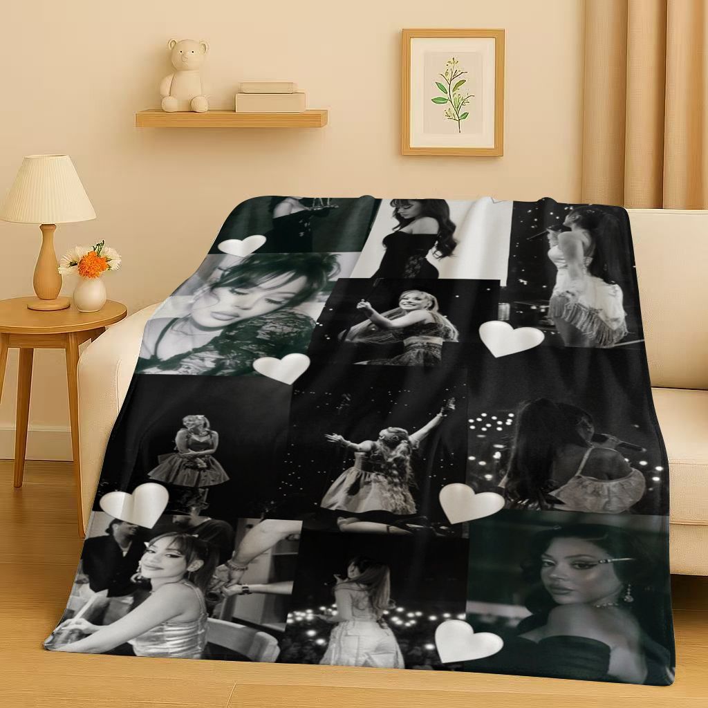 Fashion Pop Singer Ayliva Lieb - đánh giá và giá Home Textiles Classic Fashion